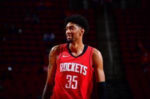 祝福!NBA官方祝火箭球员伍德26岁生日快乐