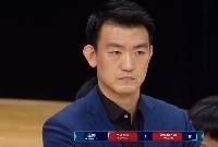 直播吧在现场：广厦主帅情绪激动冲裁判怒吼 领到技术犯规