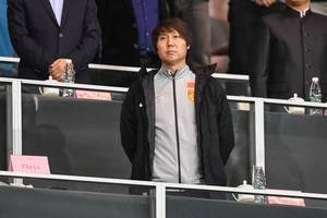 记者:中国足球面临史上最差舆论环境 本土教练下课后连人都难做