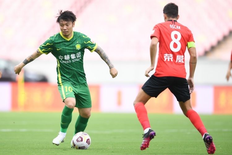 记者:张稀哲因伤提前离开赛区 张玉宁因疲劳本轮轮休