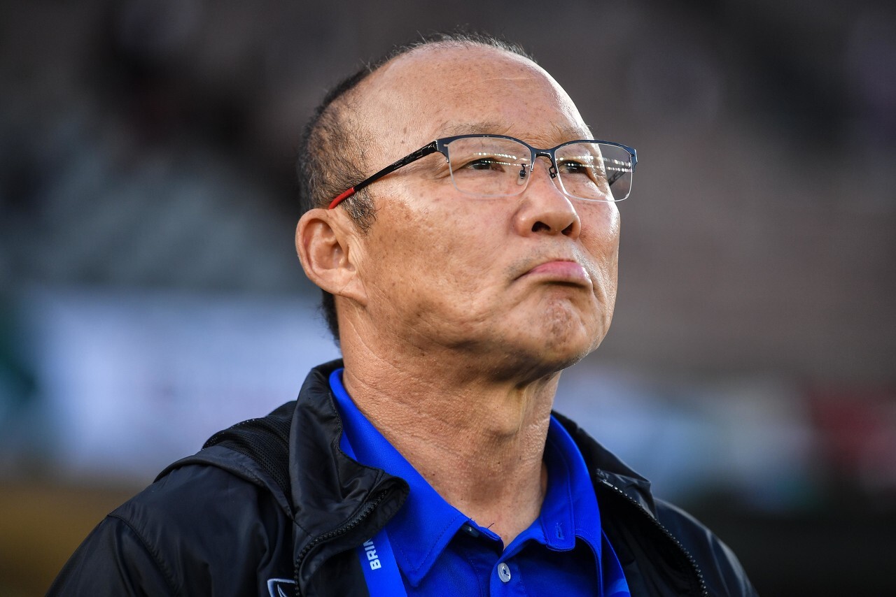 越南媒体:战胜中国队后世界排名上升4位,越南队重返世界前100位