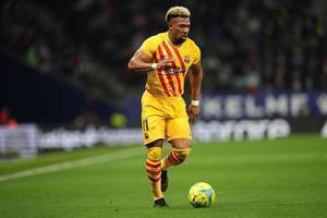 前体能教练:特劳雷是一个身体机能很发达的人,训练时像野兽一样